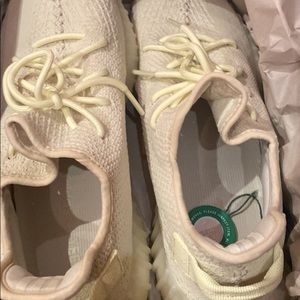 size 11.5 ds yeezy butters